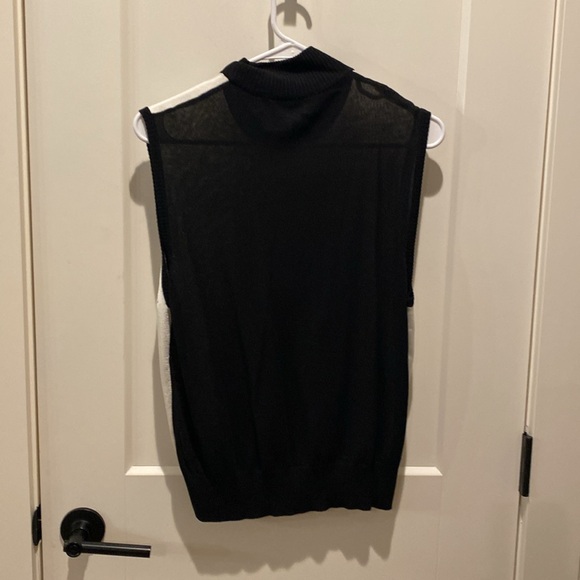 Carlisle Cardigan w/Sleeveless Tank.  Size XL. ‎ Button Up.  Rayon/Cotton Blend - Picture 7 of 8